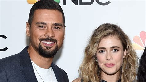 Manifests Melissa Roxburgh and J.R. Ramirez Vacation in Fiji